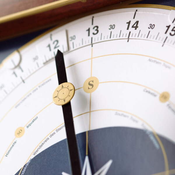 Die Sonnenstand-Uhr