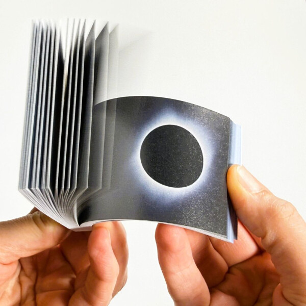 Papervideo "Die totale Sonnenfinsternis"